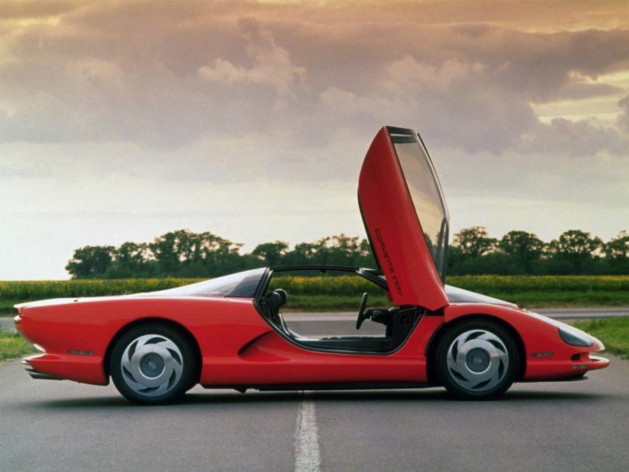  Chevrolet Corvette Indy Concept 1986 года  (фото 10 из 19)